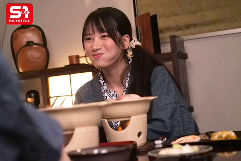 让「E罩杯美少女」色情本性显现，2天1夜的超生动温泉旅行....